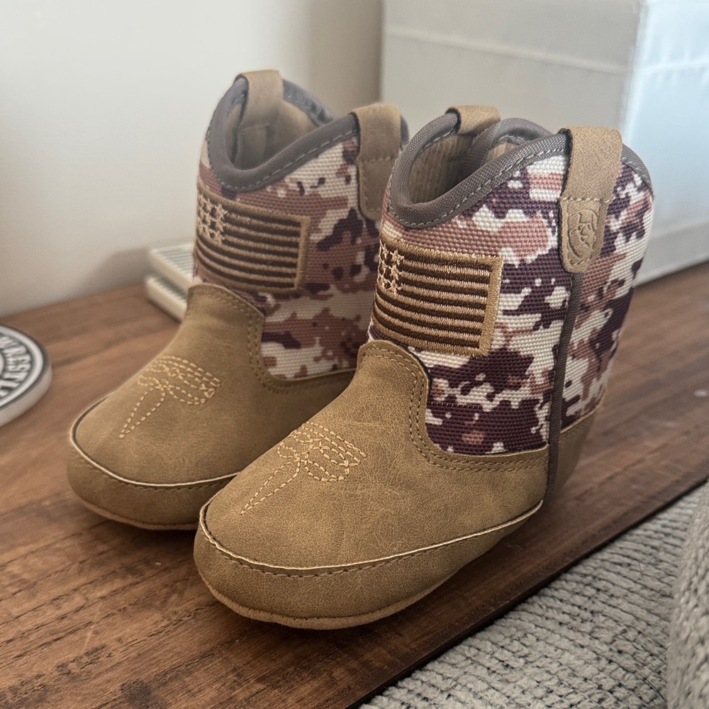 Ariat Kids Tan and Brown Camouflage Boots